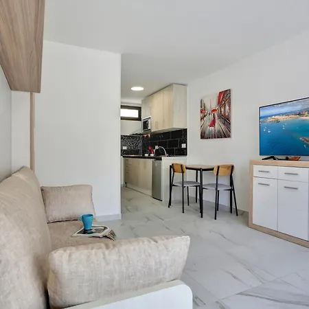 Sea Views Modern Estudio Olimpia Near The 아데제