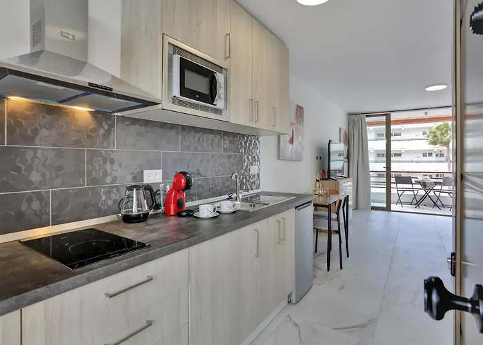 Sea Views Modern Estudio Olimpia Near The 아파트